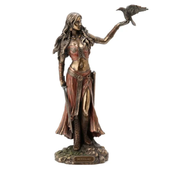 Figura Morrigan Diosa en bronce